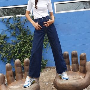 Livi's Premium Ribcage Wide Leg Women's Jeans